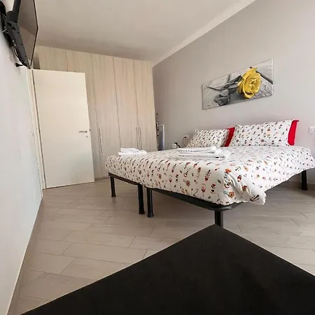 招待所 Belsorrisovarese Elegance Private Parking -with Reservation-