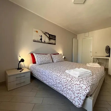 招待所 Belsorrisovarese Elegance Private Parking -with Reservation- 2*