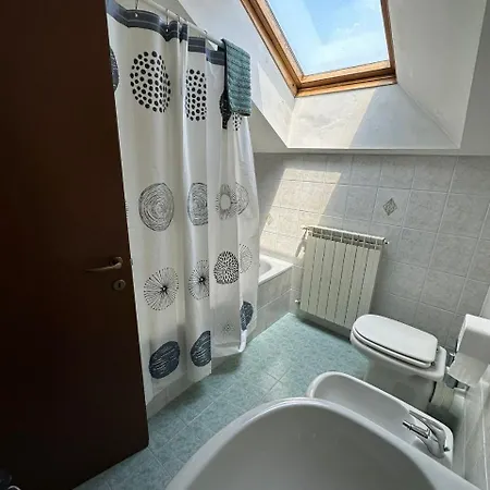 Belsorrisovarese Elegance Private Parking -with Reservation- Βαρέζε