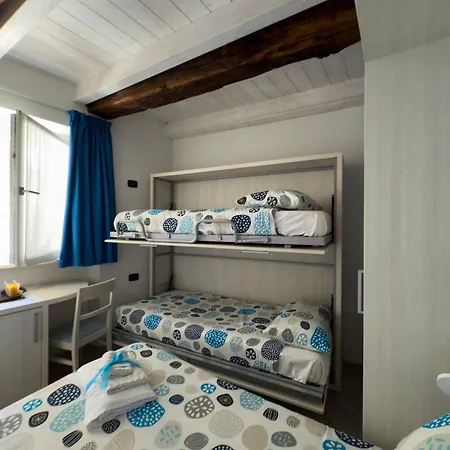 Belsorrisovarese - Elegance Private Parking -reservation Required- 4* Varese