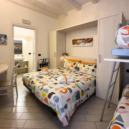 Belsorrisovarese - Boutique & - Private Parking -reservation Required-