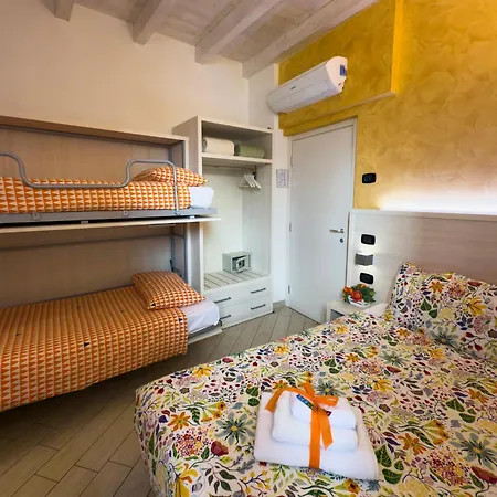 ゲストハウス Belsorrisovarese - Boutique & - Private Parking -reservation Required- 4*