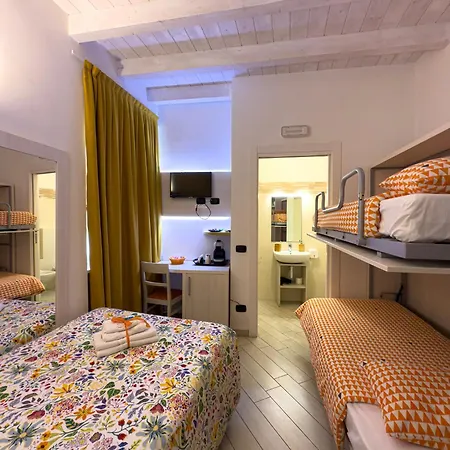 Belsorrisovarese - Boutique & - Private Parking -reservation Required- バレーゼ